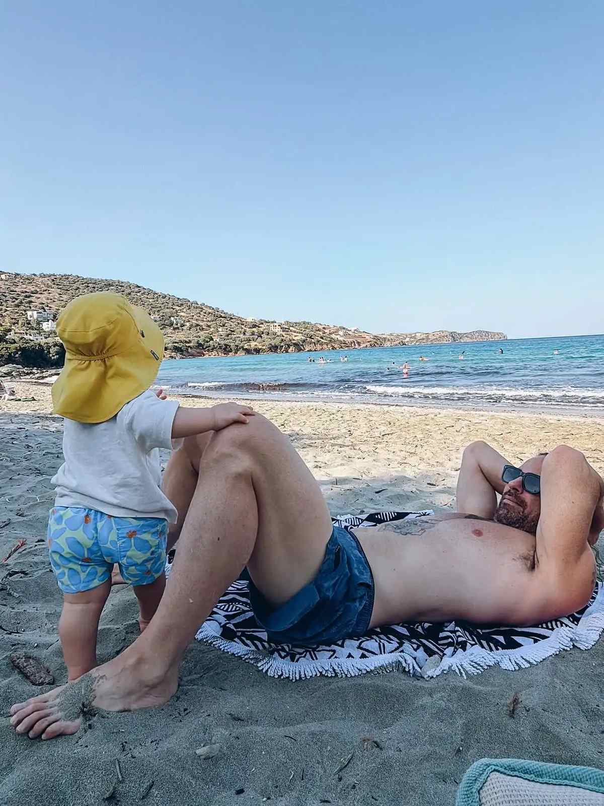 Ευρυδίκη Βαλαβάνη: Διακοπές με τον Μόργκαν και τον γιο τους – «Η πραγματική μου πολυτέλεια» (φωτογραφίες) 13 Γρηγόρης Μόργκαν
