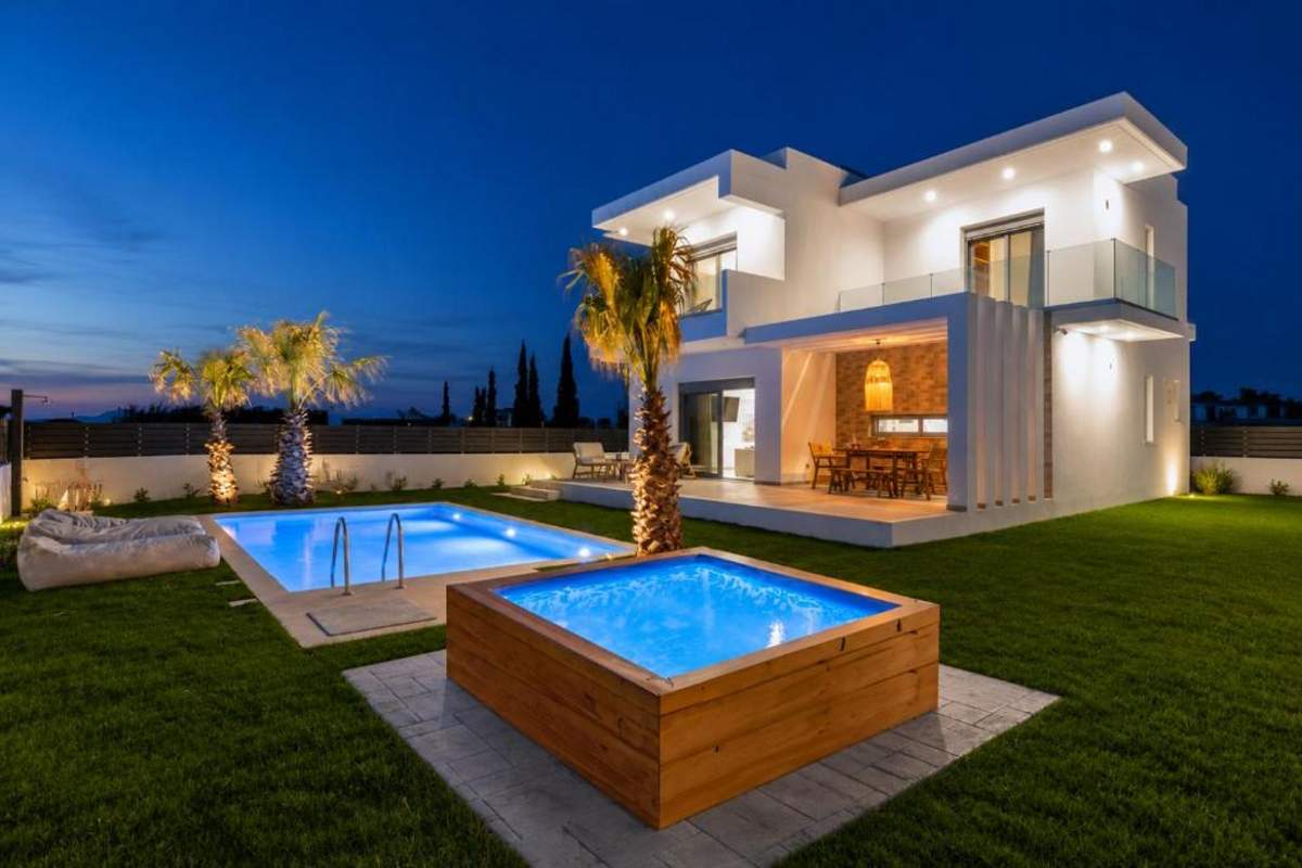 Φαίη Σκορδά: Απόδραση μετά την Κύπρο στη VIP βίλα των 1.200€ τη βραδιά σε prive παράδεισο για λίγους 8 Martinis Villas που μένει η Φαίη Σκορδά