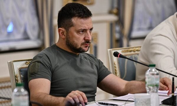 Ζελένσκι: «Η Ρωσία χτύπησε την Ουκρανία με βορειοκορεατικούς πυραύλους» – Η Μόσχα κλιμακώνει, η Δύση στερεύει από Patriot
