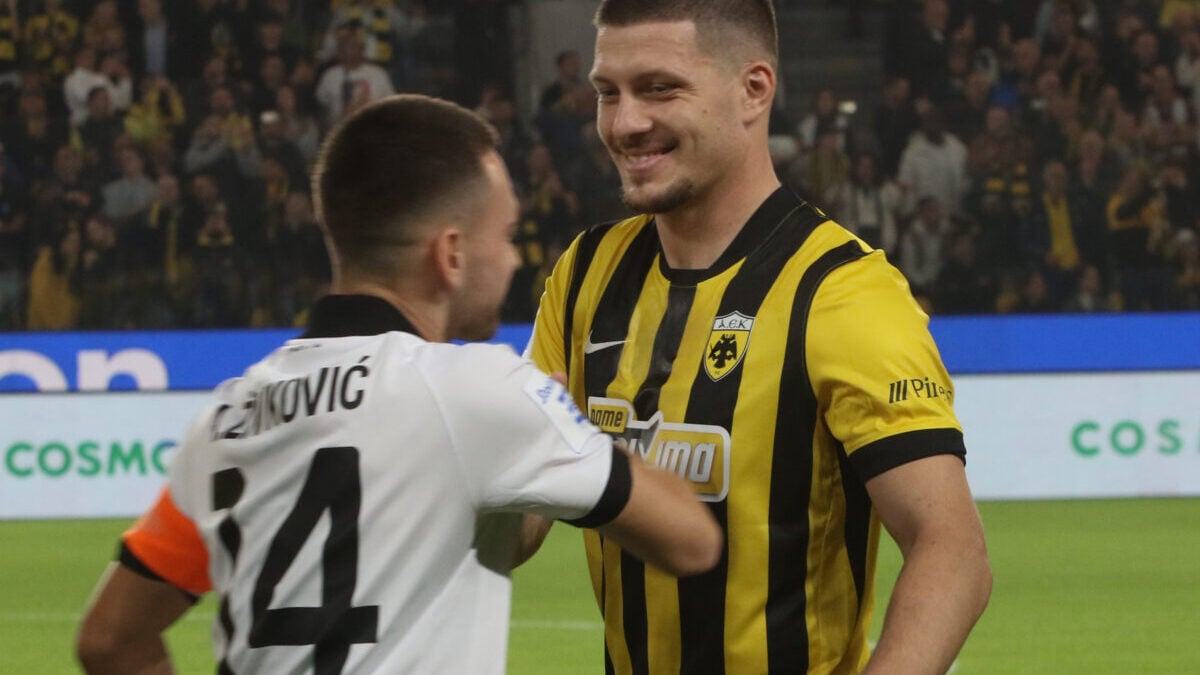Super League: Οι «τεσσάρες» της ΑΕΚ και του ΠΑΟΚ στην πρεμιέρα επηρέασαν τις αποδόσεις για την κατάκτηση του τίτλου 1 Super League: Οι «τεσσάρες» της ΑΕΚ και του ΠΑΟΚ στην πρεμιέρα επηρέασαν τις αποδόσεις για την κατάκτηση του τίτλου