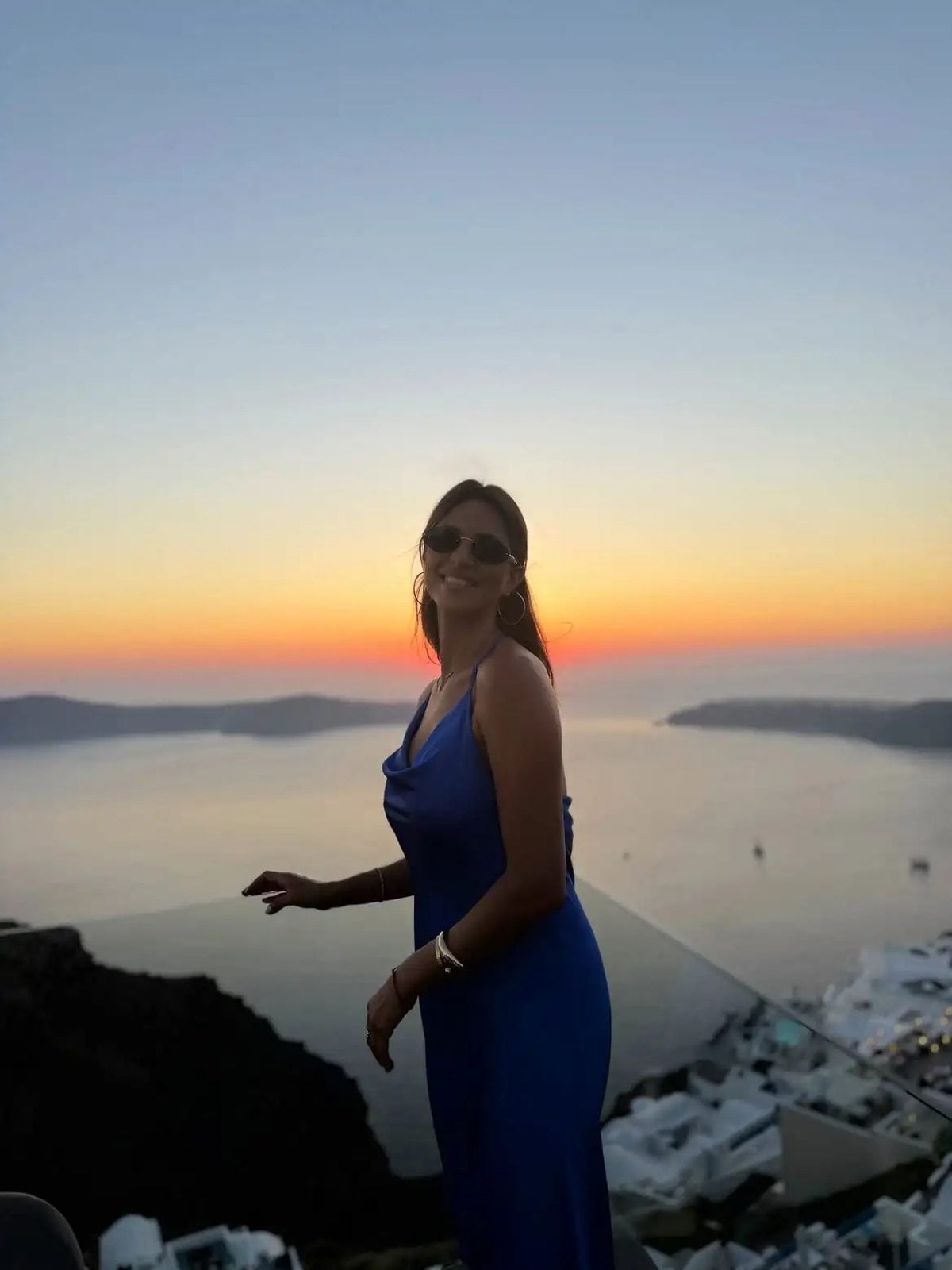 Φίλιππος Μιχόπουλος – Κωνσταντίνα Ευριπίδου στη Σαντορίνη: φωτογραφίες