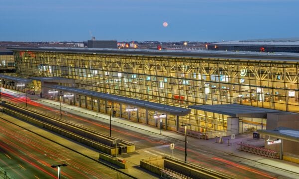Διεθνής Αερολιμένας Αθηνών: Πενταετές μνημόνιο συνεργασίας με το Κάλγκαρι