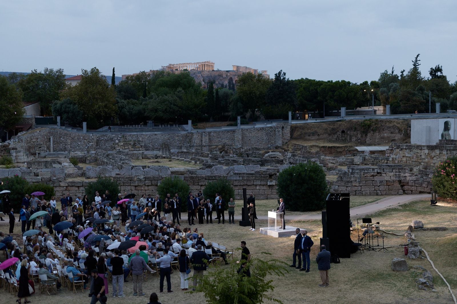 Μητσοτάκης από τα εγκαίνια των έργων αναβάθμισης στον Κεραμεικό: «Εθνική στρατηγική για διαφορετική ανάδειξη του πολιτιστικού μας πλούτου» 15 ΚΥΡΙΑΚΟΣ ΜΗΤΣΟΤΑΚΗΣ