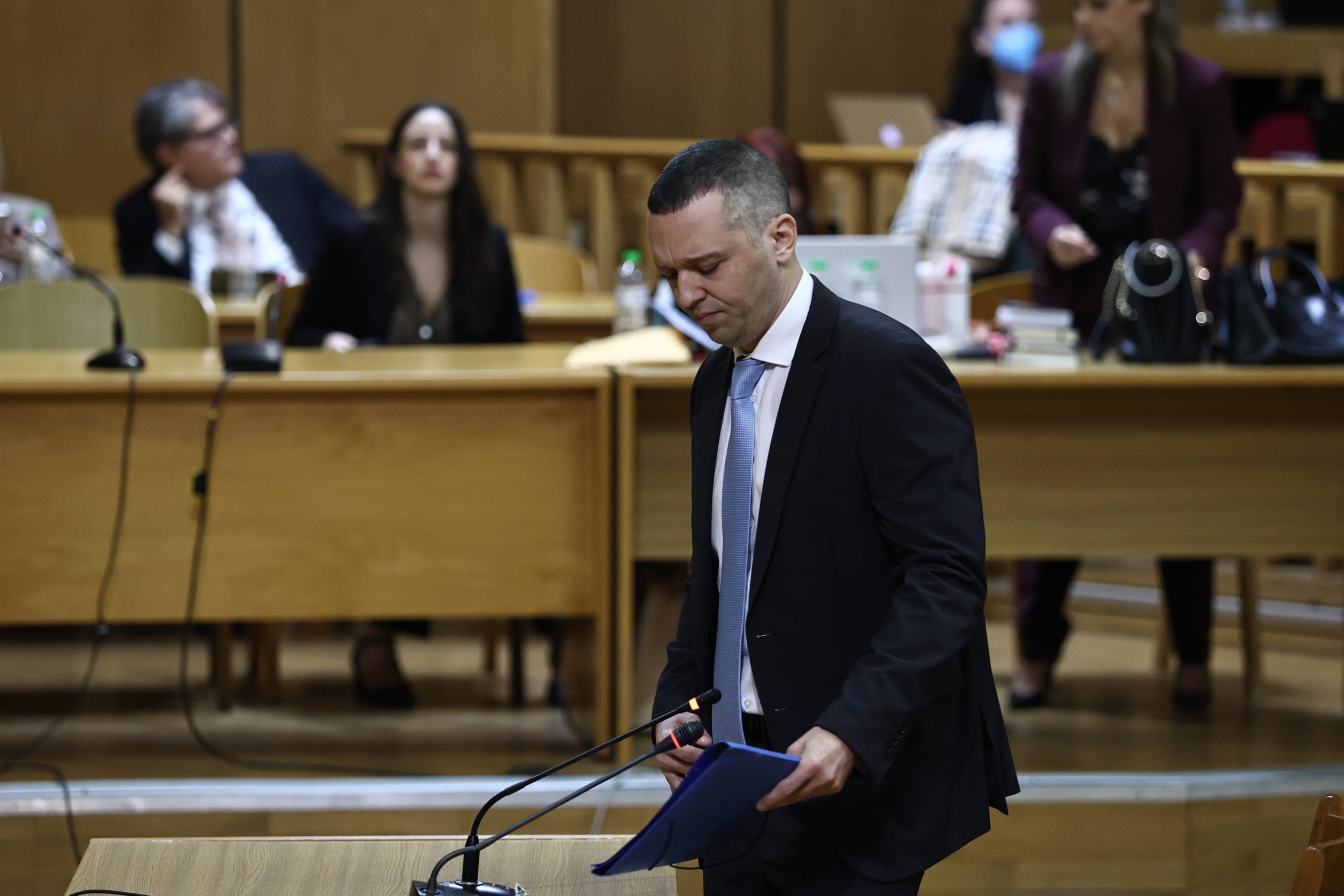 Τα ερωτήματα για τον Κασιδιάρη
