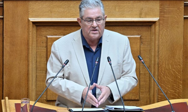 Κουτσούμπας: Κράτος και κεφάλαιο οι μεγαλύτεροι εμπρηστές – Το ΚΚΕ θα κάνει ό,τι μπορεί για να ανατραπεί αυτή η πολιτική
