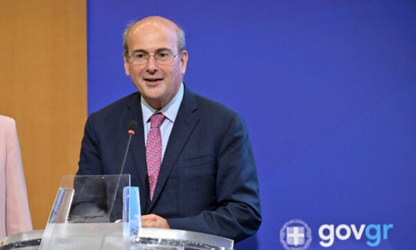 Χατζηδάκης: Εθνική επιτυχία η πρόσκληση στις Βρυξέλλες για τον περιορισμό της γραφειοκρατίας