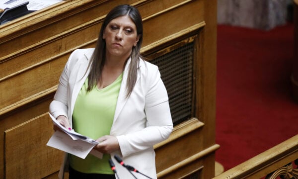 Βουλή: Πέρασε κατά πλειοψηφία η άρση ασυλίας της Ζωής Κωνσταντοπούλου για δύο δικογραφίες – Απορρίφθηκαν τα αιτήματα για Λαζαρίδη και Αυγενάκη