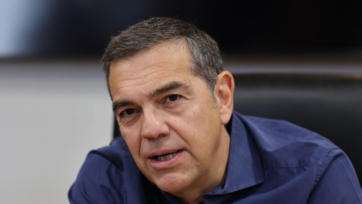 ΥΠΕΘΟ: Τι απαντά στον Αλέξη Τσίπρα για τα καύσιμα: «Ανάμεσα στην εξαγγελία και στην τιμή λείπει η αριθμητική» 1 ΥΠΕΘΟ: Τι απαντά στον Αλέξη Τσίπρα για τα καύσιμα: «Ανάμεσα στην εξαγγελία και στην τιμή λείπει η αριθμητική»