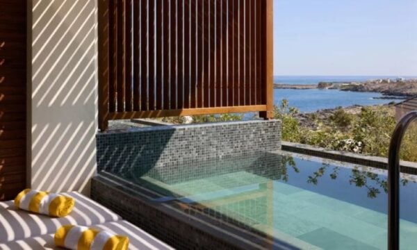 Η τουριστική σεζόν στην Κρήτη «τραβάει» έως τις 20 Οκτωβρίου με υψηλές πληρότητες