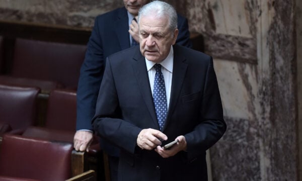 Qatargate: Κλείνει στο Εφετείο ο φάκελος για το ένταλμα σύλληψης του Δημήτρη Αβραμόπουλου – Ανακλήθηκε η εντολή των βελγικών Αρχών