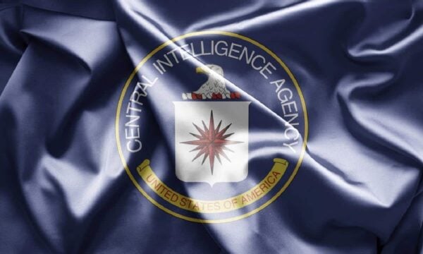 Πρώην στέλεχος της CIA αποκαλύπτει: «Είναι μια μέτρια υπηρεσία»