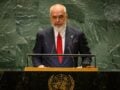 Νέα Υόρκη: Αυγά πέταξαν στον Έντι Ράμα – «Υστερικές κότες» η απάντηση του Αλβανού πρωθυπουργού – ΒΙΝΤΕΟ
