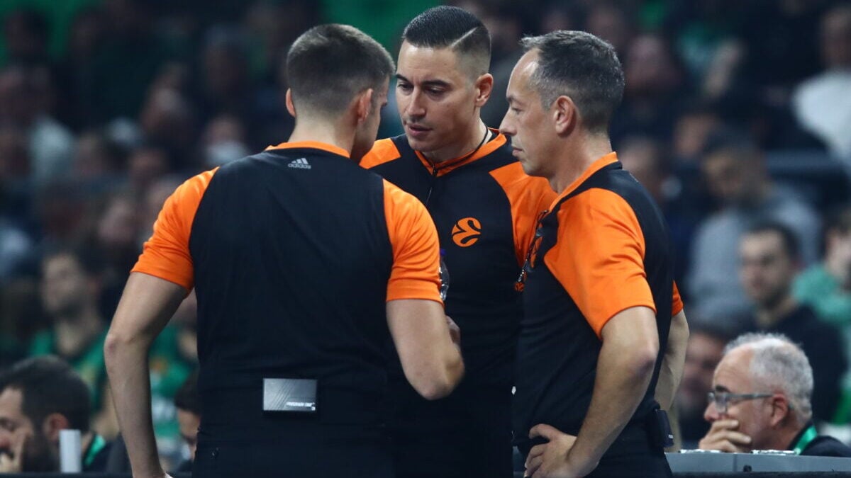 Euroleague: Η τεχνητή νοημοσύνη θα καθορίζει τους διαιτητές των αγώνων 1 Euroleague: Η τεχνητή νοημοσύνη θα καθορίζει τους διαιτητές των αγώνων