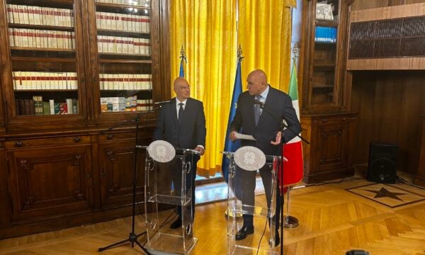 Αποστολή στη Ρώμη: Υπογράφηκε η απόκτηση 2 φρεγατών FREMM