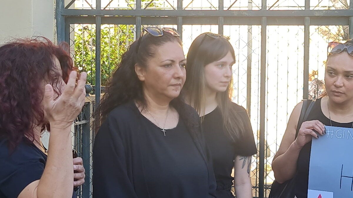 Κυριακή Γρίβα: Η δικαιοσύνη κάνει βήματα αλήθειας και απόδοσης ευθυνών λέει η οικογένεια για την παραπομπή των αστυνομικών 1 Κυριακή Γρίβα: Η δικαιοσύνη κάνει βήματα αλήθειας και απόδοσης ευθυνών λέει η οικογένεια για την παραπομπή των αστυνομικών