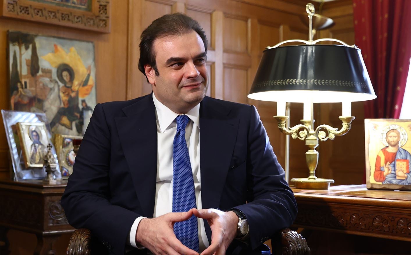 Handelsblatt: Τι μπορεί να διδαχθεί η Γερμανία από την Ελλάδα σύμφωνα με τον Πιερρακάκη