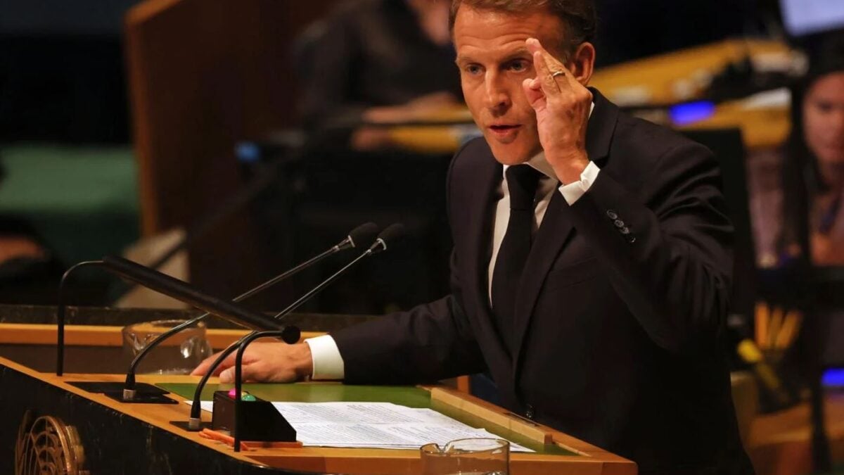 Μακρόν στον ΟΗΕ: Η Ουκρανία πρέπει να υπερασπιστεί περισσότερο από ποτέ – Πρόταση για διπλό μορατόριουμ στα πλήγματα 1 Μακρόν στον ΟΗΕ: Η Ουκρανία πρέπει να υπερασπιστεί περισσότερο από ποτέ – Πρόταση για διπλό μορατόριουμ στα πλήγματα