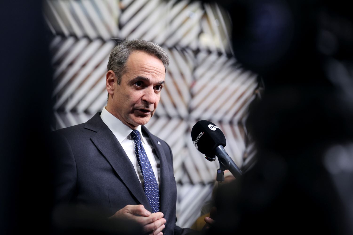 Bloomberg: Τα δύο αιτήματα του Κυριάκου Μητσοτάκη προς τη φον ντερ Λάιεν για την ενεργειακή κρίση