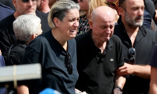 Μαρία Μαζωνάκη: Σχόλια μετά τον θάνατο του τραγουδιστή – «Τον έβαλες στο Δρομοκαΐτειο και τώρα κλαις, πολύ ωραίο θέατρο»