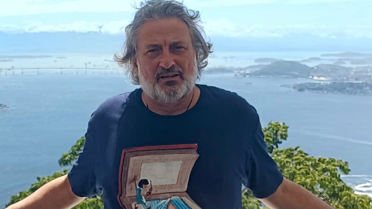 Νάσος Κομιανός: Ποιος είναι ο υπνοθεραπευτής που έλαβε τη φωτογραφία του Μαζωνάκη – Τι είναι η υπνοσκόπηση που κάνει