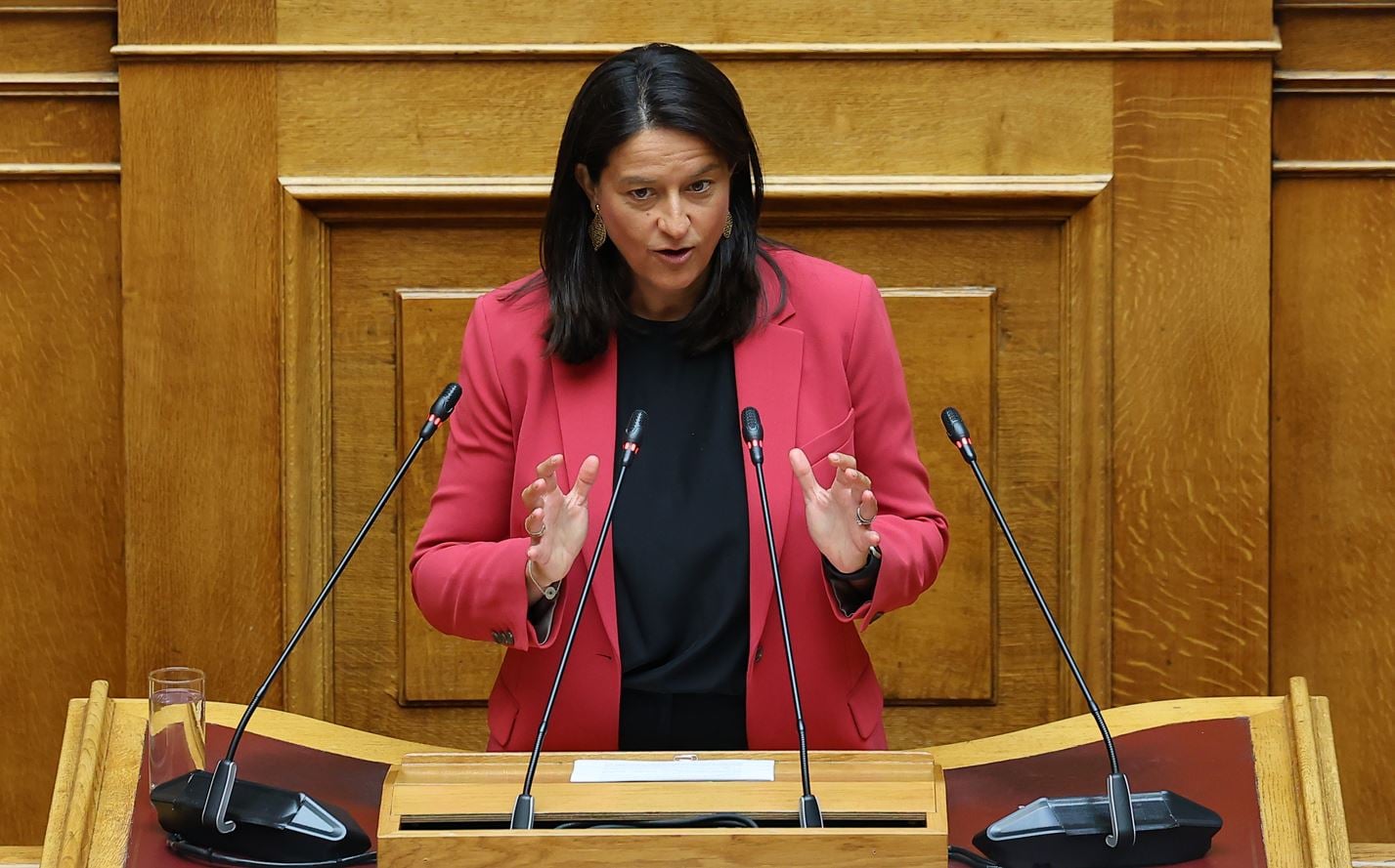 Κεραμέως: Νέα μέτρα για κατώτατο μισθό άνω των 950€, αυξήσεις συντάξεων, κατάργηση προσωπικής διαφοράς και μείωση ανεργίας
