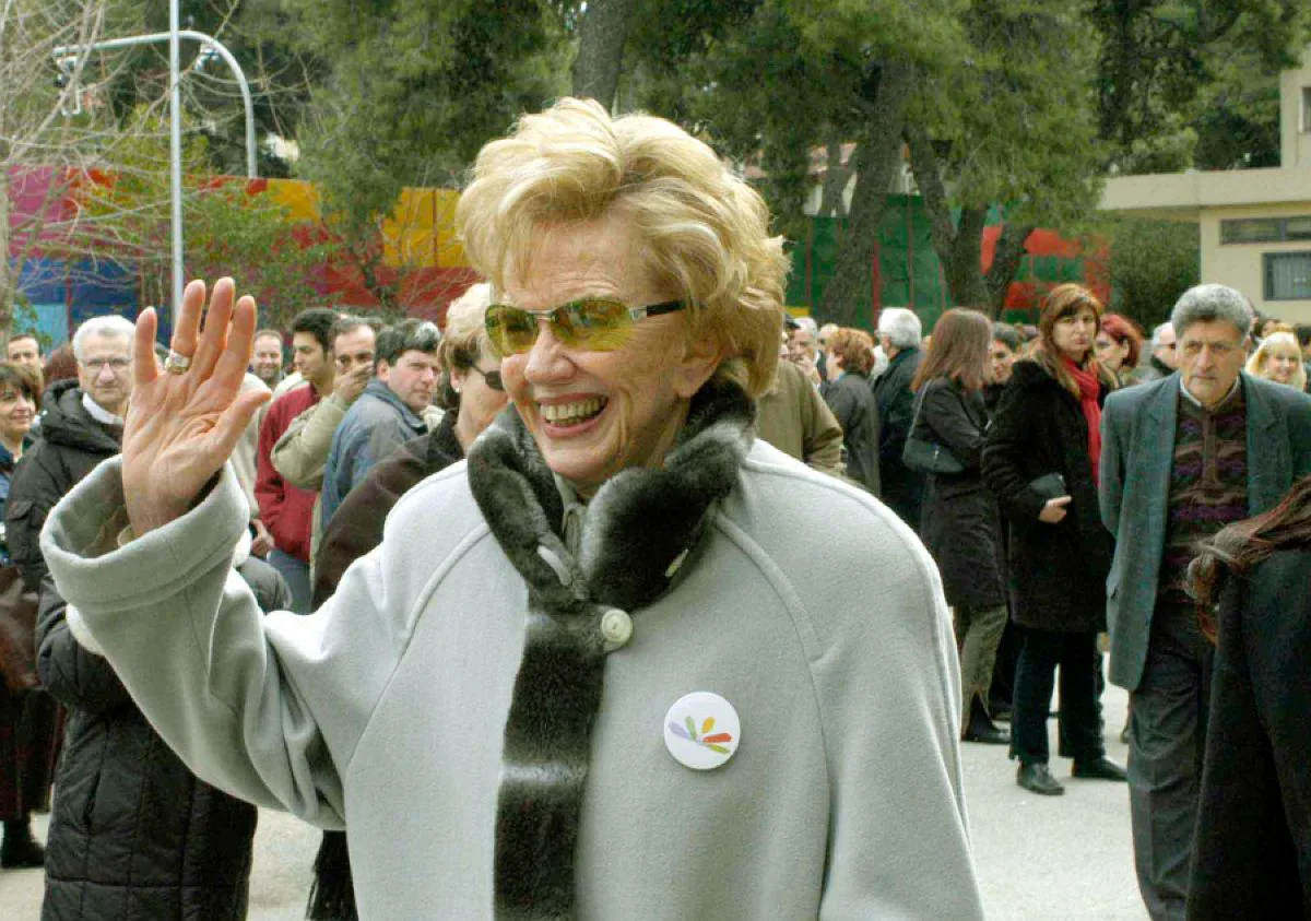 Μαργαρίτα Παπανδρέου: Τελευταία δημόσια εμφάνιση δίπλα της ο γιος της, Αντρίκος Παπανδρέου (Φωτογραφίες) 21 Μαργαρίτα Παπανδρέου