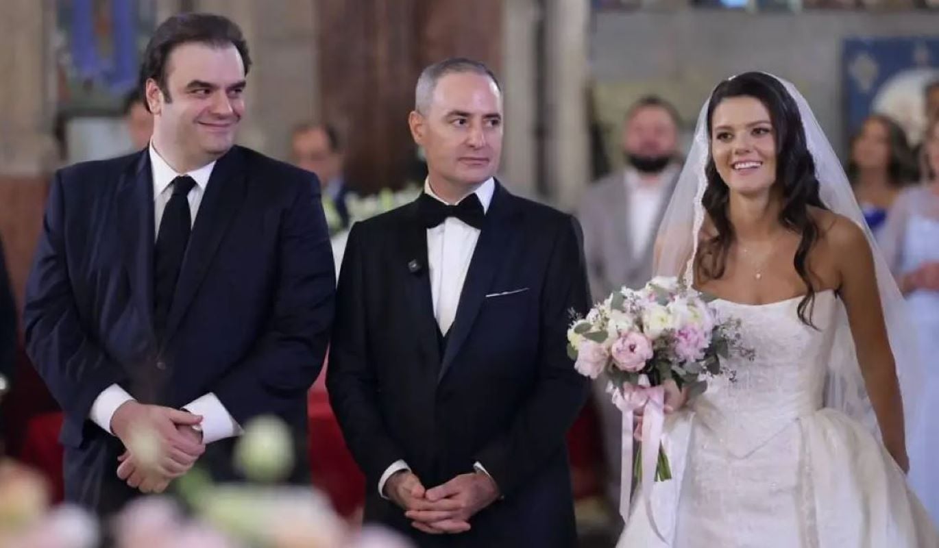 Ο Κυριάκος Πιερρακάκης πάντρεψε τον υπουργό Οικονομικών της Ρουμανίας: βίντεο και φωτογραφίες