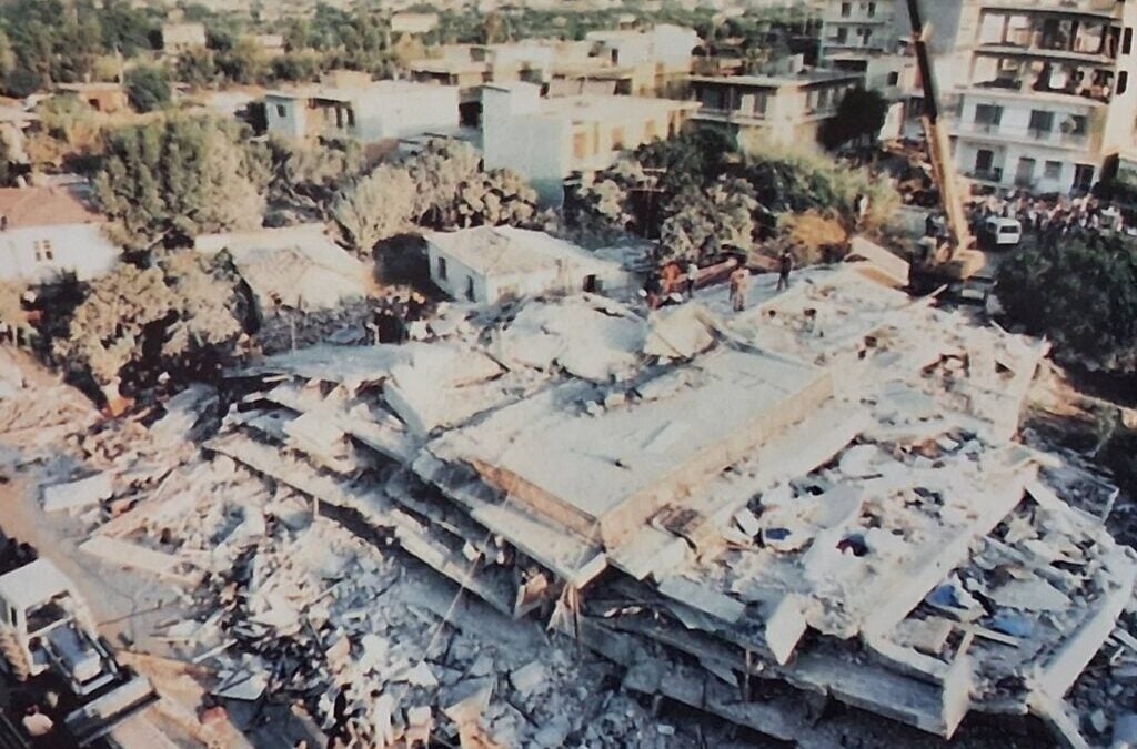 Σαν σήμερα 13 Σεπτεμβρίου: Ο σεισμός των 6 Ρίχτερ που ισοπέδωσε την Καλαμάτα – 40 χρόνια από τη μεγάλη καταστροφή 1 Σαν σήμερα 13 Σεπτεμβρίου: Ο σεισμός των 6 Ρίχτερ που ισοπέδωσε την Καλαμάτα – 40 χρόνια από τη μεγάλη καταστροφή