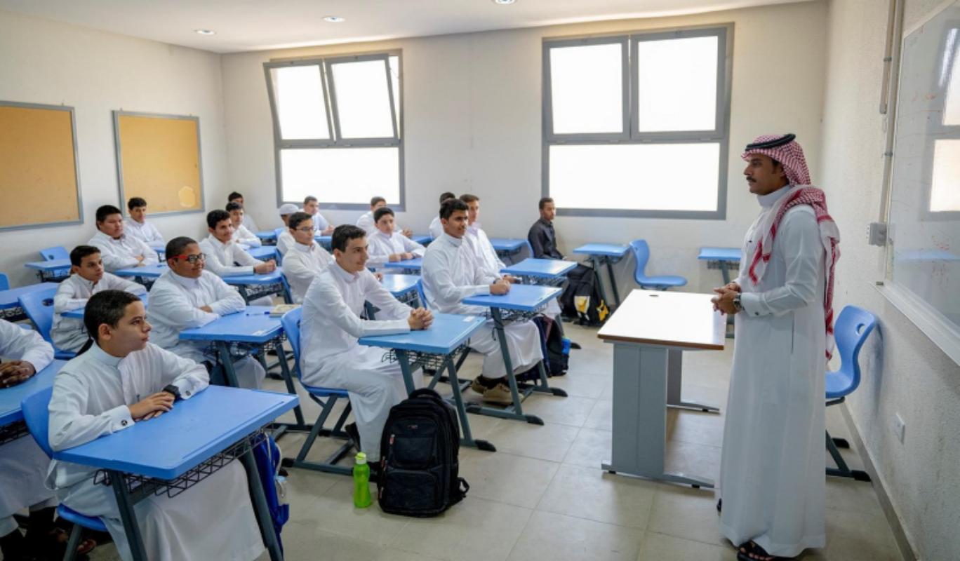 Ριάντ: Κλειστά σχολεία και τηλεκπαίδευση υπό τον φόβο επιθέσεων των Χούθι