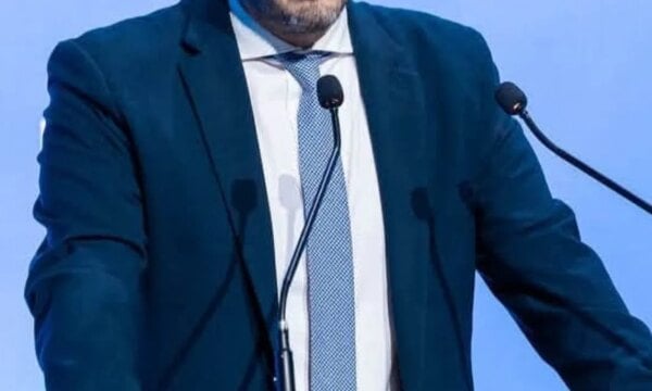 Γιώργος Κώτσηρας: Έγινε πατέρας ο αναπληρωτής υπουργός – «Καλώς μας ήρθες μικρούλη μας»