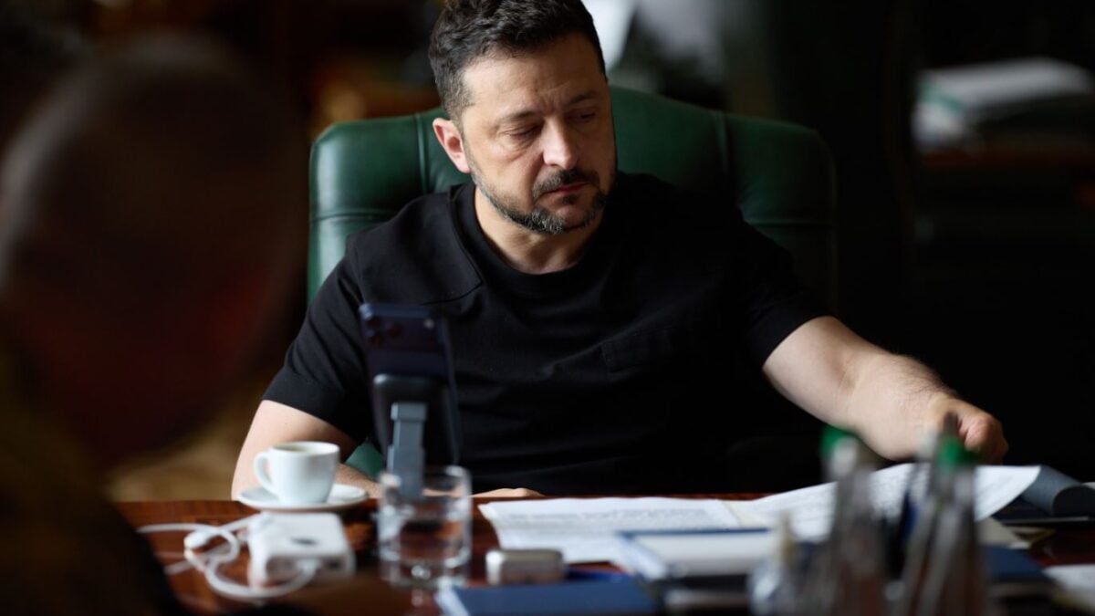 Ζελένσκι: Προειδοποίηση προς αεροπορικές εταιρείες – «Οι ασφαλείς ημέρες στους ρωσικούς ουρανούς τελείωσαν» 1 Ζελένσκι: Προειδοποίηση προς αεροπορικές εταιρείες – «Οι ασφαλείς ημέρες στους ρωσικούς ουρανούς τελείωσαν»
