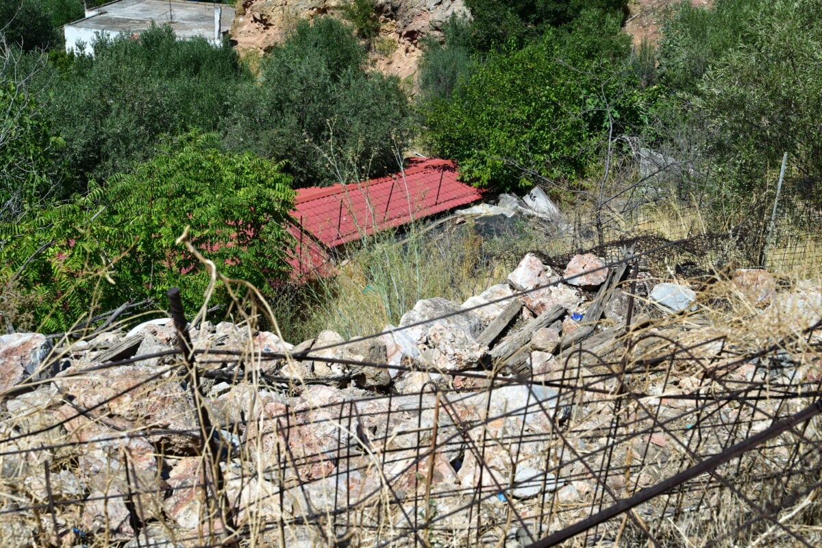 Κυψέλη: Τα ανθρώπινα οστά μεταφέρθηκαν στην Αλεπότρυπα – Οι αρχές εξετάζουν τις κάμερες ασφαλείας