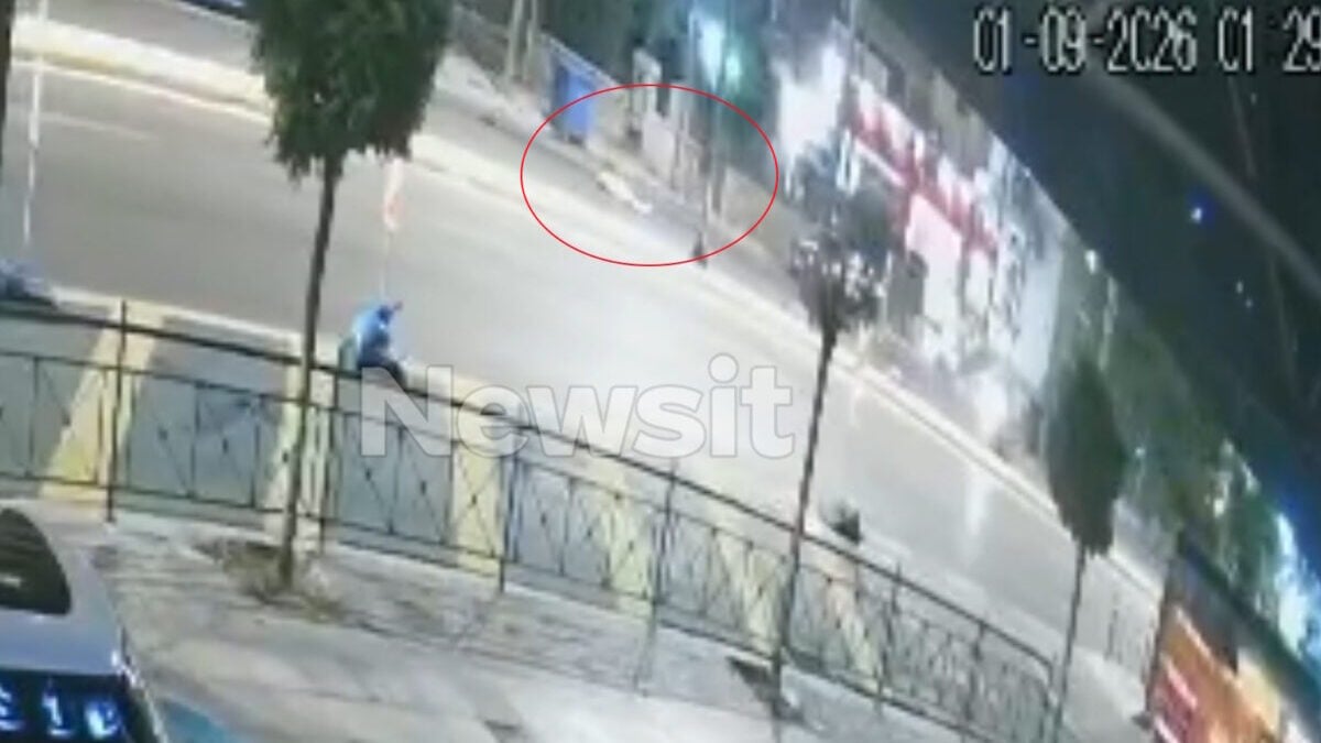 Η στιγμή του τροχαίου με τους τρεις νεκρούς στη λεωφόρο Αλεξάνδρας – Βίντεο ντοκουμέντο 1 Η στιγμή του τροχαίου με τους τρεις νεκρούς στη λεωφόρο Αλεξάνδρας – Βίντεο ντοκουμέντο