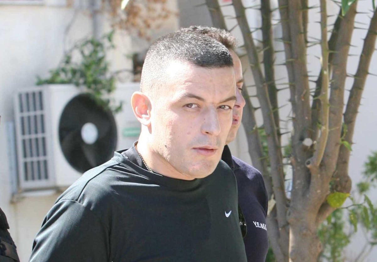 Ανάβυσσος: Εμπλοκή του βαρυποινίτη Αλκέτ Ριζάι στο περιστατικό με τους πυροβολισμούς – Τι «έδειξαν» κάμερες ασφαλείας