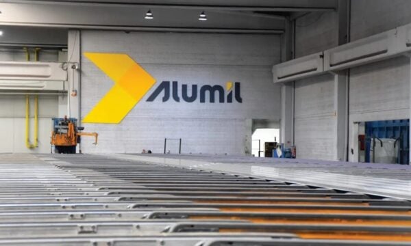ALUMIL: Αύξηση 63,8% στα καθαρά κέρδη α’ εξαμήνου, κύκλος εργασιών στα 288,3 εκατ. ευρώ