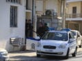 Μάνδρα: Παραμένει στη ΜΕΘ ο 31χρονος που εισέβαλε στο ΑΤ με μαχαίρι – Ελεύθερος ο αστυνομικός που τον πυροβόλησε