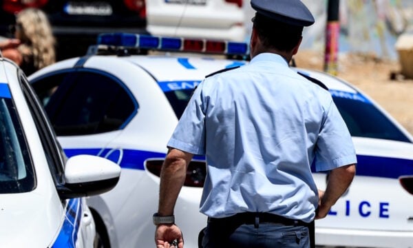 Θρίλερ στον Μαραθώνα μετά την καταγγελία ότι έχει θαφτεί ηλικιωμένη στην αυλή του σπιτιού της