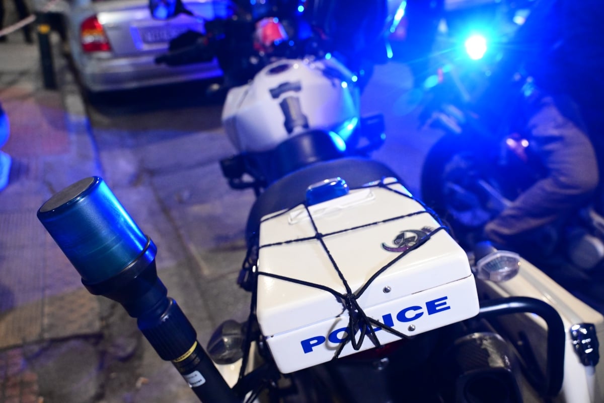 Θεσσαλονίκη: Με τσεκούρι και λοστό σε βενζινάδικο, πήραν από το ταμείο 500 ευρώ