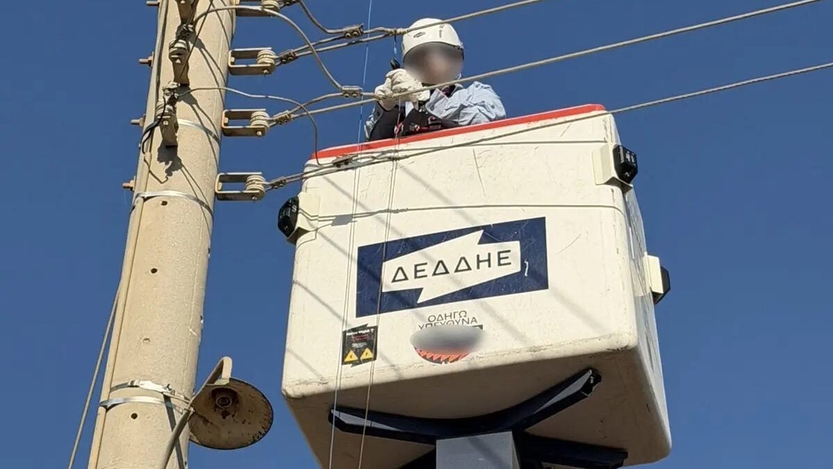 Ασπρόπυργος και Κορωπί: Η αστυνομία σταμάτησε ρευματοκλοπές – Με σκύλο και drone οι έρευνες 1 Ασπρόπυργος και Κορωπί: Η αστυνομία σταμάτησε ρευματοκλοπές – Με σκύλο και drone οι έρευνες