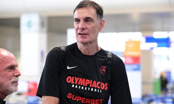 Γιώργος Μπαρτζώκας: «Κάθε τίτλος είναι στόχος για τον Ολυμπιακό – Ελπίζουμε να προπονηθεί αύριο ο Νίκολα Μιλουτίνοφ»