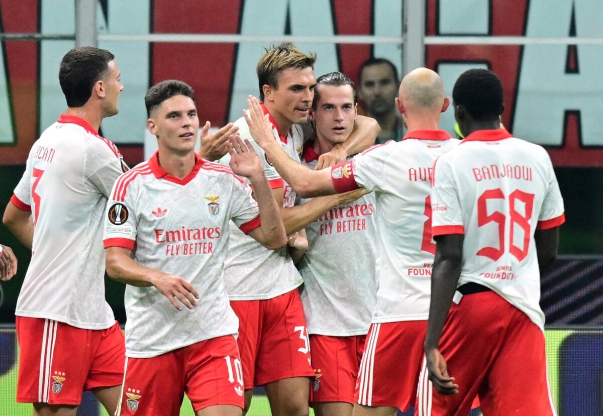 Europa League: Μπενφίκα του Παυλίδη νίκησε 2-0 τη Μίλαν – Τα πρώτα αποτελέσματα και η βαθμολογία στη League Phase