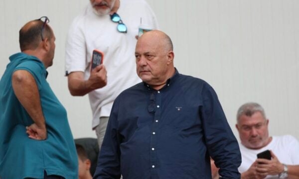 Μπέος για τη συνομιλία με τον Νίκολιτς: Παραποιήθηκαν τα λεγόμενά μου