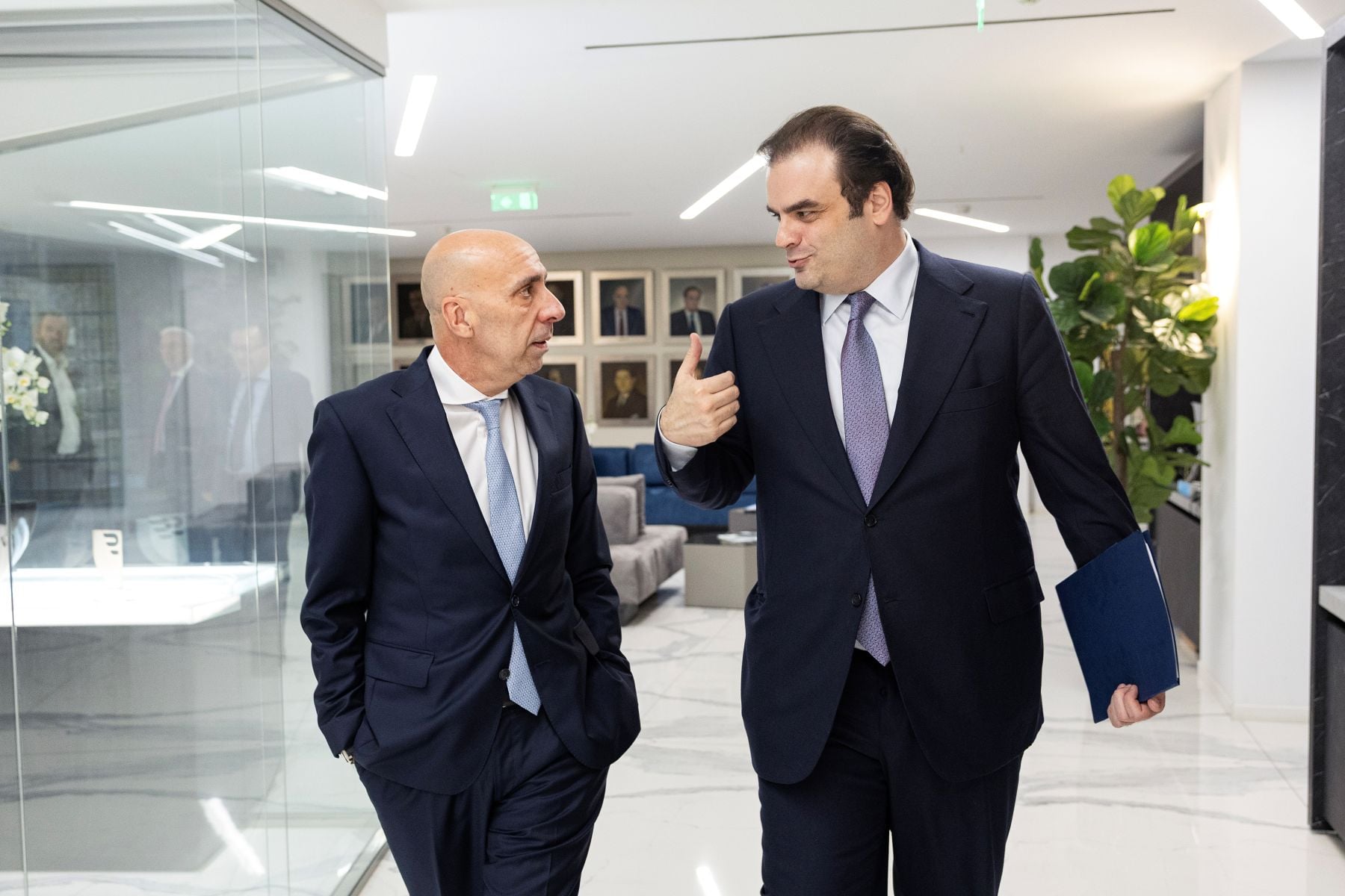 Μπρατάκος: Πριν αποφασίσουμε πώς θα μοιράσουμε τον πλούτο, πρέπει να εξηγήσουμε πώς θα τον δημιουργήσουμε 11 Μπρατάκος Πιερρακάκης