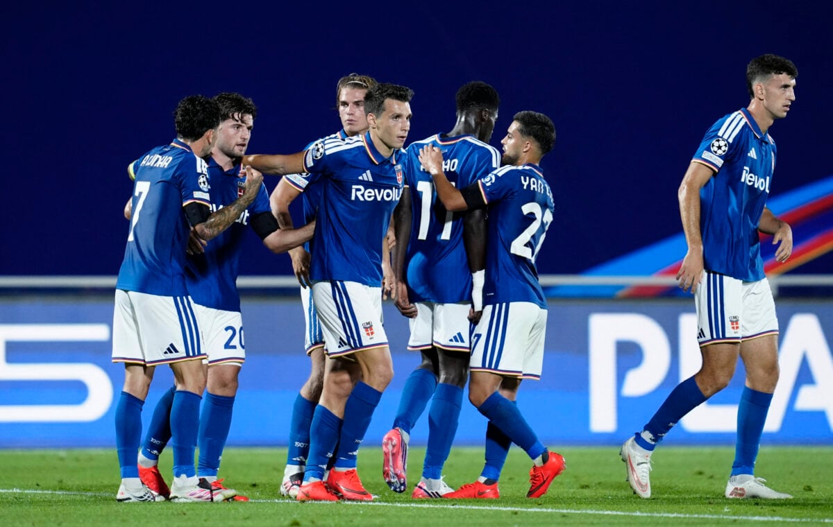 Champions League: Μπάγερν Μονάχου – Μπόντο Γκλιμτ 5-0, Σλάβια Πράγας – Λανς 2-3, Κόμο – Λειψία 4-1, Μάντσεστερ Γιουνάιτεντ – Σαμπάχ 4-0