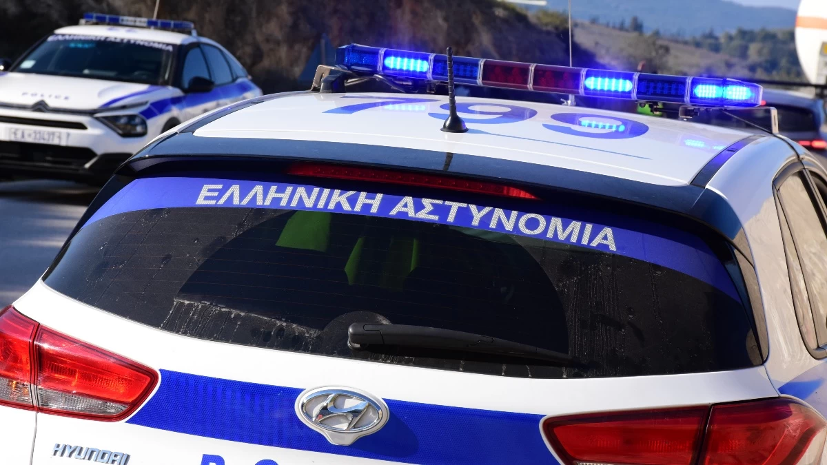 Θεσσαλονίκη: Συνελήφθη γνωστός influencer για απείθεια και επικίνδυνη οδήγηση – Η καταγγελία του (βίντεο) 1 Θεσσαλονίκη: Συνελήφθη γνωστός influencer για απείθεια και επικίνδυνη οδήγηση – Η καταγγελία του (βίντεο)