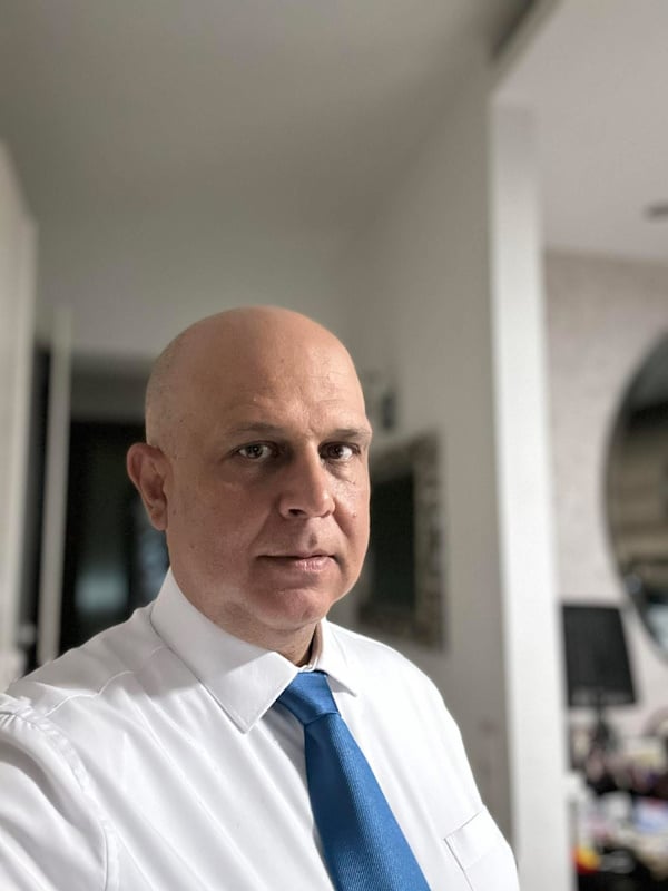 Θεσσαλονίκη: Η οικιακή βοηθός κατηγορήθηκε ότι έκλεψε 50.000 ευρώ από σπίτι, αλλά αθωώθηκε – «Σοκαρίστηκα, σκέφτηκα ότι θα με έδιωχναν από τη χώρα» 7 Θεσσαλονίκη: Η οικιακή βοηθός κατηγορήθηκε ότι έκλεψε 50.000 ευρώ από σπίτι, αλλά αθωώθηκε – «Σοκαρίστηκα, σκέφτηκα ότι θα με έδιωχναν από τη χώρα»