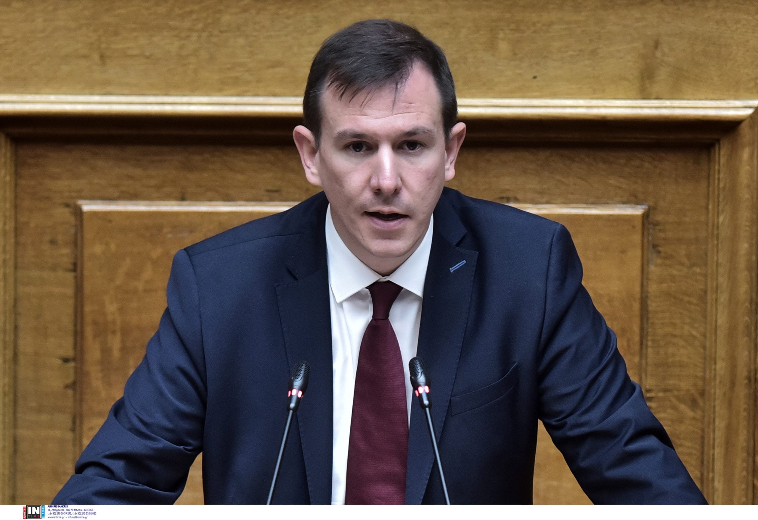 Δουδωνής για αποφυλάκιση Κασιδιάρη: Η Δημοκρατία δεν εκδικείται αλλά δεν ξεχνά – Τι είπε για το βαθμολόγιο στο Δημόσιο