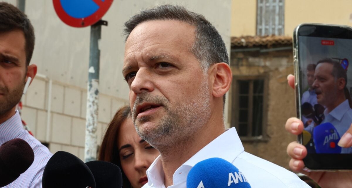 Χάρης Δούκας: Η έκρηξη στην Πλάκα ενδέχεται να προκλήθηκε από εκτεταμένη διαρροή αερίου