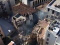 Πλάκα: Ολοκληρωτική καταστροφή από την έκρηξη στην οδό Λυσικράτους – Έρευνες για εγκλωβισμένους