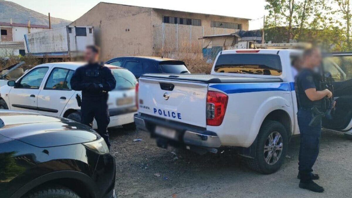 Κύκλωμα έστηνε εταιρείες-βιτρίνα στη βόρεια Ελλάδα: Φέσι 11 εκατ. ευρώ στο δημόσιο, οι αχυράνθρωποι και οι 5 συλλήψεις 1 Κύκλωμα έστηνε εταιρείες-βιτρίνα στη βόρεια Ελλάδα: Φέσι 11 εκατ. ευρώ στο δημόσιο, οι αχυράνθρωποι και οι 5 συλλήψεις